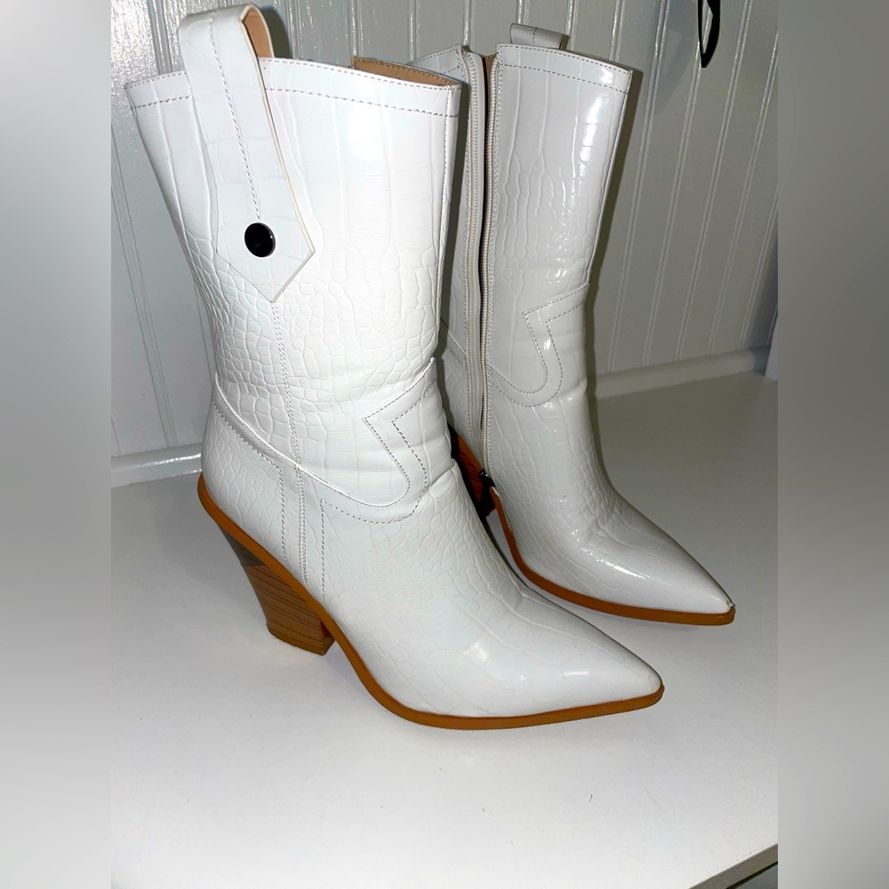 7.5 Heeled Cowgirl Boots